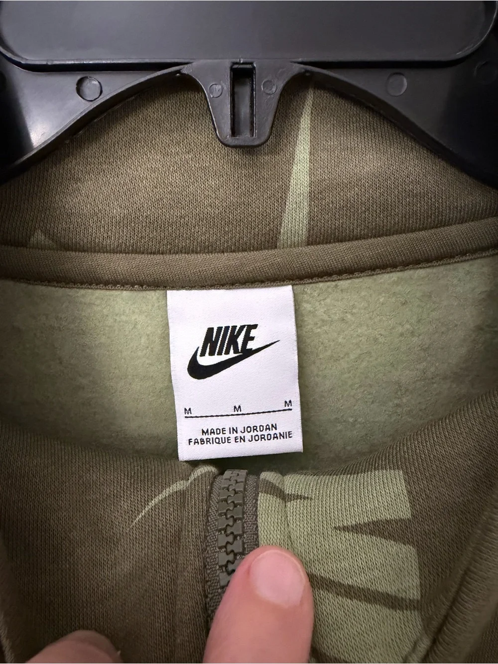 Nike club swoosh sweatshirt Olive Green Quarter-Zip Logo Pullover
